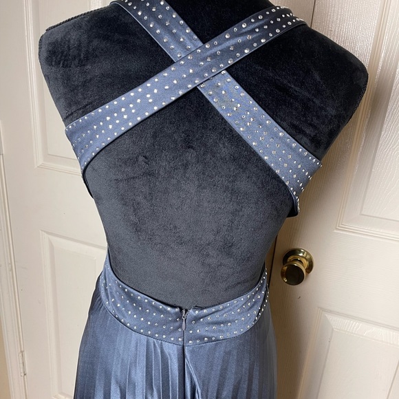 Betsy & Adam Strappy Beaded Maxi Prom/Bridesmaid Dress Size 6 - Picture 7 of 8